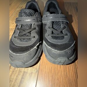 Under Armour Kids Black Sneakers